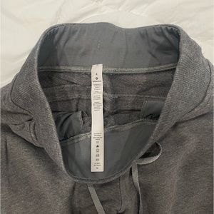 Lululemon sweatpants, only worn once! Perfect condition!